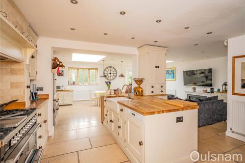 8 Blossom Drive, Bromsgrove, B61 0UF