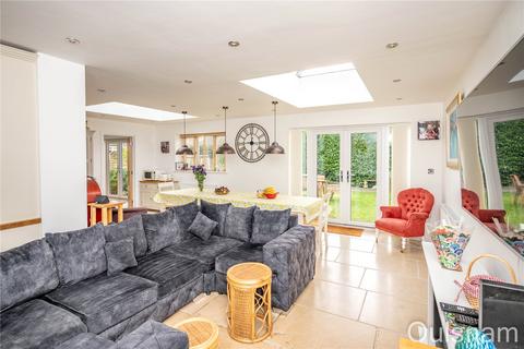 8 Blossom Drive, Bromsgrove, B61 0UF