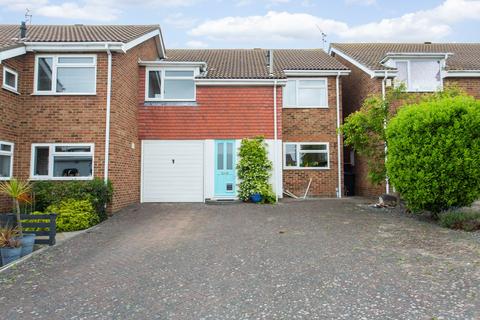 4 bedroom semi-detached house for sale, Cranleigh Gardens, Whitstable, CT5