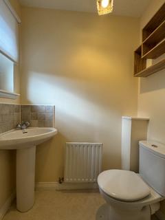2 bedroom semi-detached house to rent, Castledyke Road, Carstairs, South Lanarkshire, ML11
