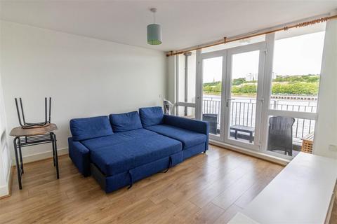 1 bedroom apartment to rent, Tynemouth Pass, Gateshead