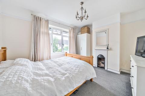 60 Riddons Road, London, SE12 9QT