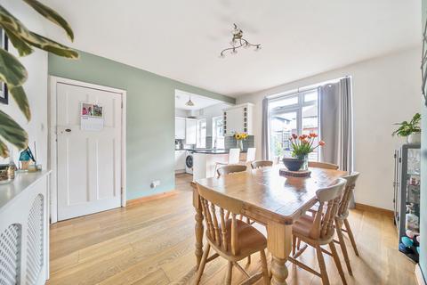 60 Riddons Road, London, SE12 9QT
