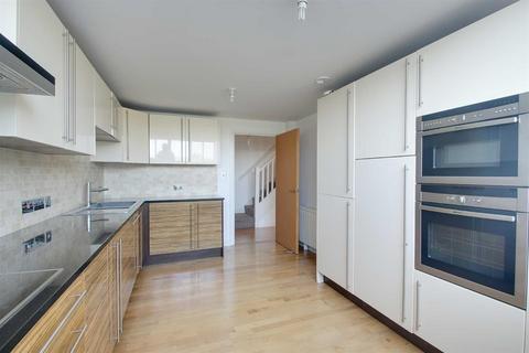 3 bedroom duplex for sale, Ovaltine Court, Kings Langley