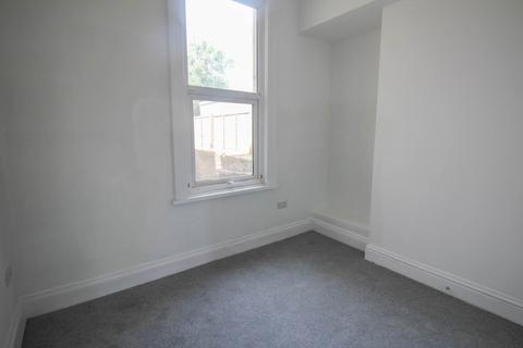 1 bedroom flat to rent, Sunnyside Road, Weston-super-Mare