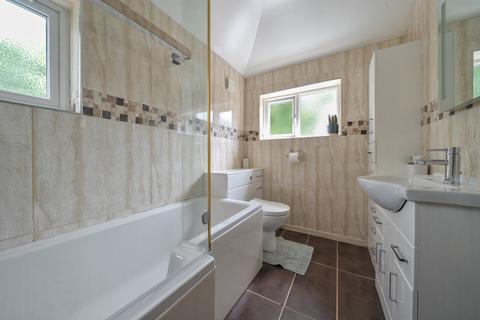 26 Watermead Road, London, SE6 3DQ