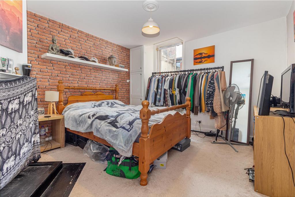 Bedroom-1.jpg