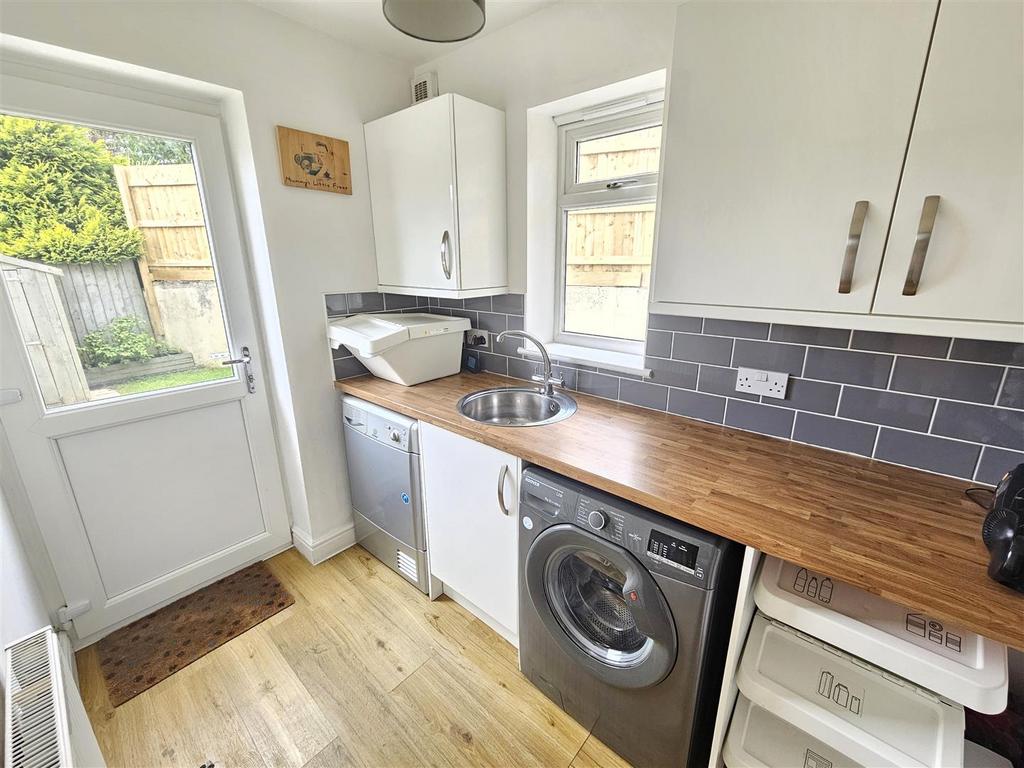 Utility Room.jpg