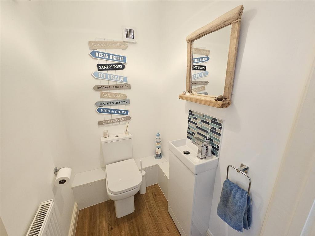 Cloakroom.jpg