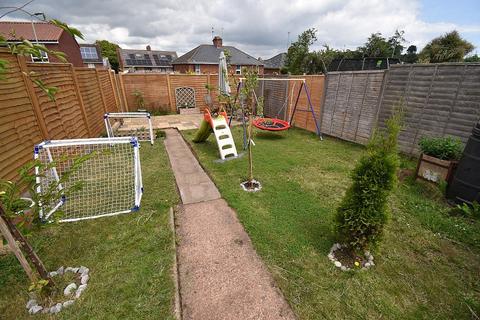 185 Briar Crescent, Exeter, EX2 6DT