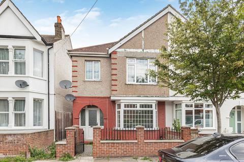 26 Cowper Road, London, W7 1EH
