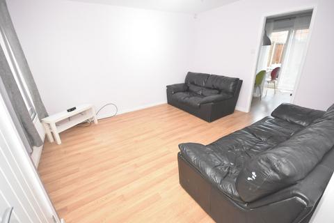 undefined, Warde Street, Hulme, Mancheter. M15 5TG