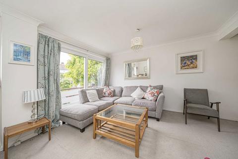 undefined, Kenton Avenue, Sunbury-On-Thames TW16