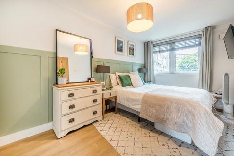 16, Otho Court Augustus Close, Brentford, TW8 8PX