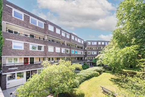 16, Otho Court Augustus Close, Brentford, TW8 8PX