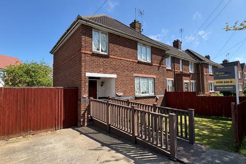 3 bedroom end of terrace house for sale, Lincoln Road, Skegness, Lincolnshire, PE25 2EA