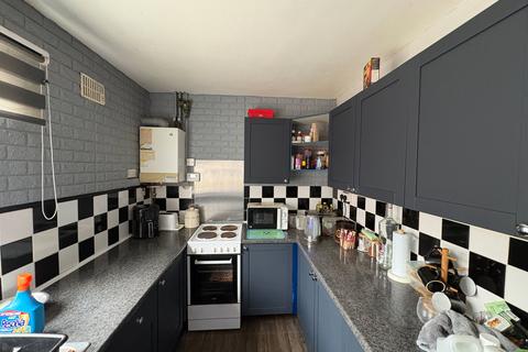 3 bedroom end of terrace house for sale, Lincoln Road, Skegness, Lincolnshire, PE25 2EA