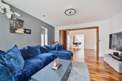 4 bedroom semi-detached house to rent, Trumps Green Road, Virginia Water, GU25