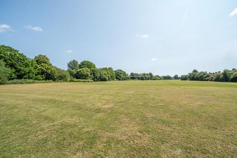 21, Nesbit Court Medhurst Drive, Bromley, BR1 4TL
