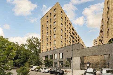 1 bedroom flat for sale, Corbet Gardens, London W3