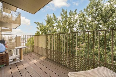 1 bedroom flat for sale, Corbet Gardens, London W3