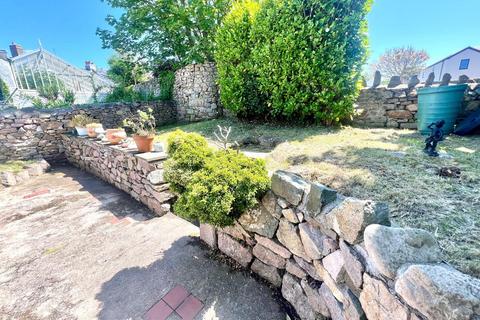 3 bedroom townhouse for sale, Rue Du Beaumont, Le Banquage, Alderney