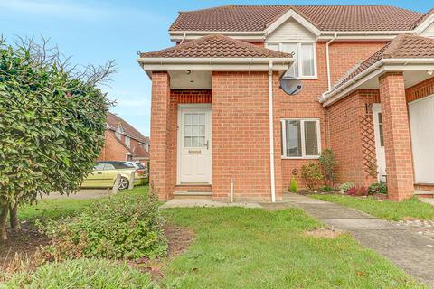 39 Datchet Drive, Shoeburyness, Southend-on-sea, SS3 8TA