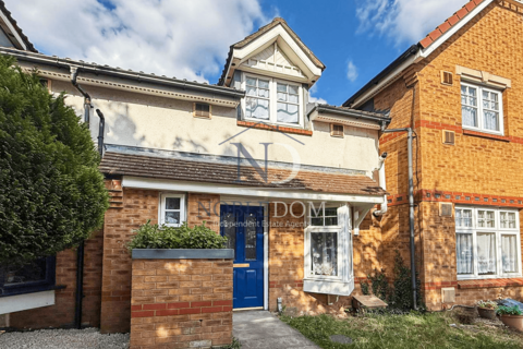 Hounslow, TW3