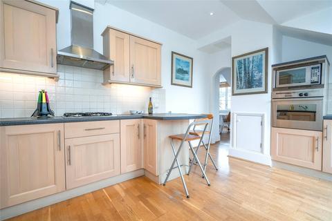 3 bedroom penthouse for sale, Royal Drive, London, N11