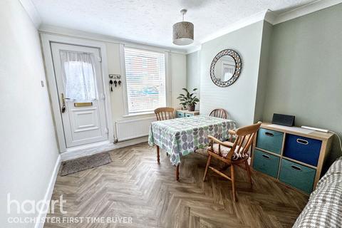 2 bedroom terraced house for sale, Pownall Crescent, Colchester