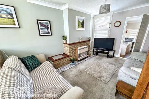 2 bedroom terraced house for sale, Pownall Crescent, Colchester
