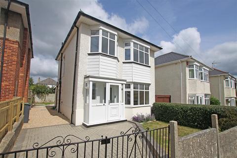 3 bedroom detached house for sale, Nursery Road, Bournemouth