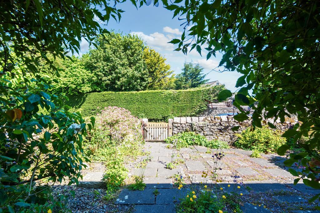 House in Milnthorpe, Stainton - More