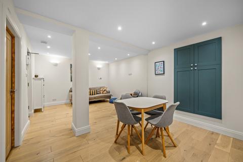 undefined, Knollys Road, Streatham SW16
