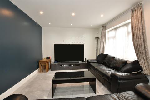 undefined, Chadwell Avenue, Romford, Essex