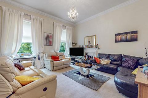 4 bedroom flat for sale, Balshagray Drive, Glasgow G11