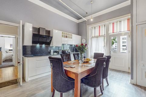 4 bedroom flat for sale, Balshagray Drive, Glasgow G11