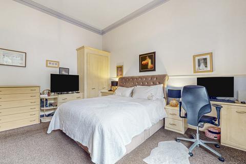 46 Balshagray Drive, Glasgow, G11 7DA
