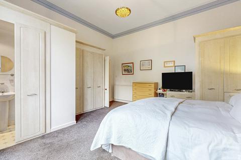 46 Balshagray Drive, Glasgow, G11 7DA