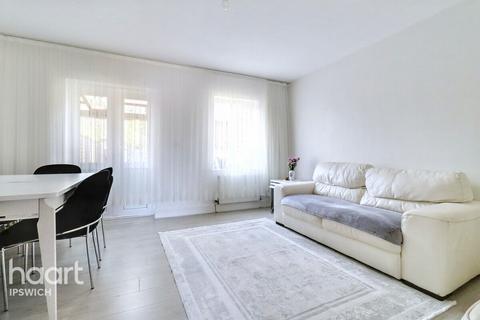 undefined, Starfield Close, Ipswich