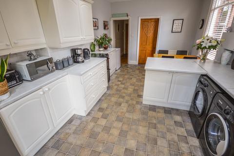 4 bedroom semi-detached house for sale, Richmond Road, Altrincham