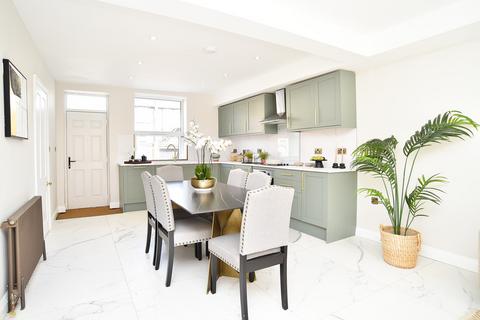 5 bedroom townhouse for sale, Cheltenham Mount, Harrogate