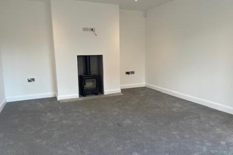undefined, 617 Court, High Street