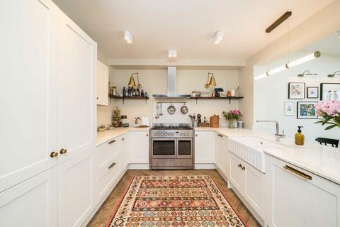 63 Thirsk Road, Mitcham, CR4 2BL