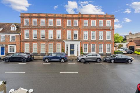2 bedroom apartment for sale, High Street, Amersham, Buckinghamshire, HP7