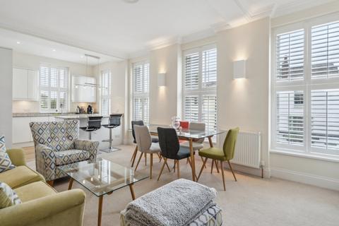 2 bedroom apartment for sale, High Street, Amersham, Buckinghamshire, HP7