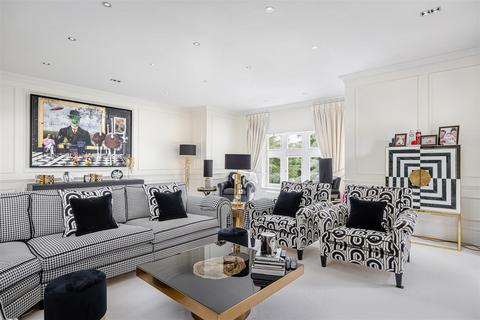 8, Bedwell Hall Bedwell Park, Essendon, Hatfield, AL9 6GJ