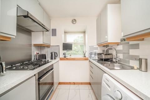 undefined, Thornbury Road, Isleworth TW7