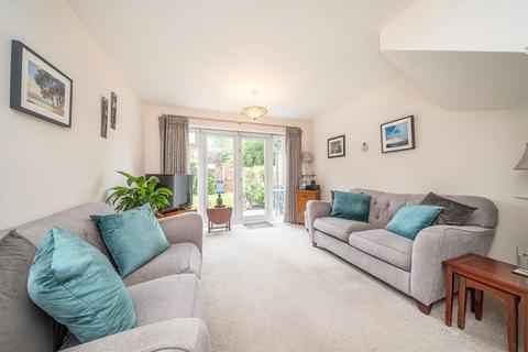 undefined, Thornbury Road, Isleworth TW7