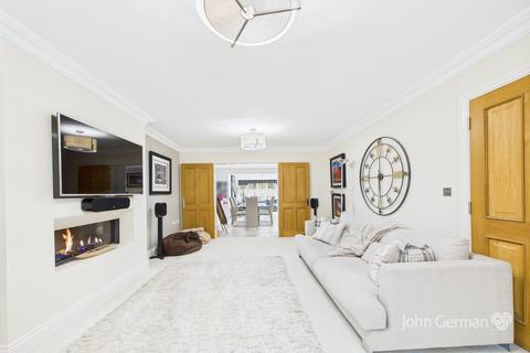 5 bedroom detached house for sale, Birmingham Road, Shenstone